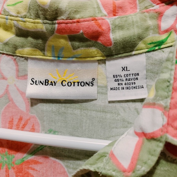 💚🌺 hawaiian button down ‘dad’ shirt 🌺💚 - Picture 4 of 4